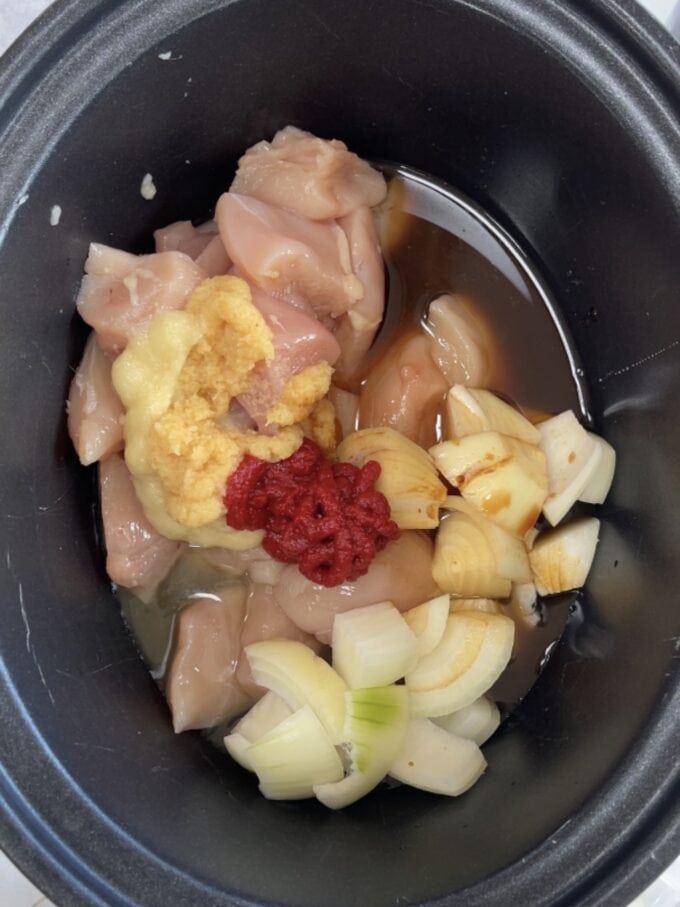 Slow Cooker Sweet and Sour Chicken recipe method step 1.