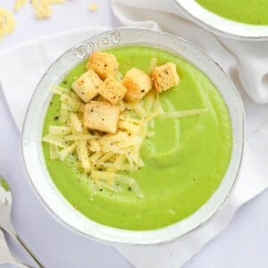 Simple soup recipes / Broccoli & cauliflower soup
