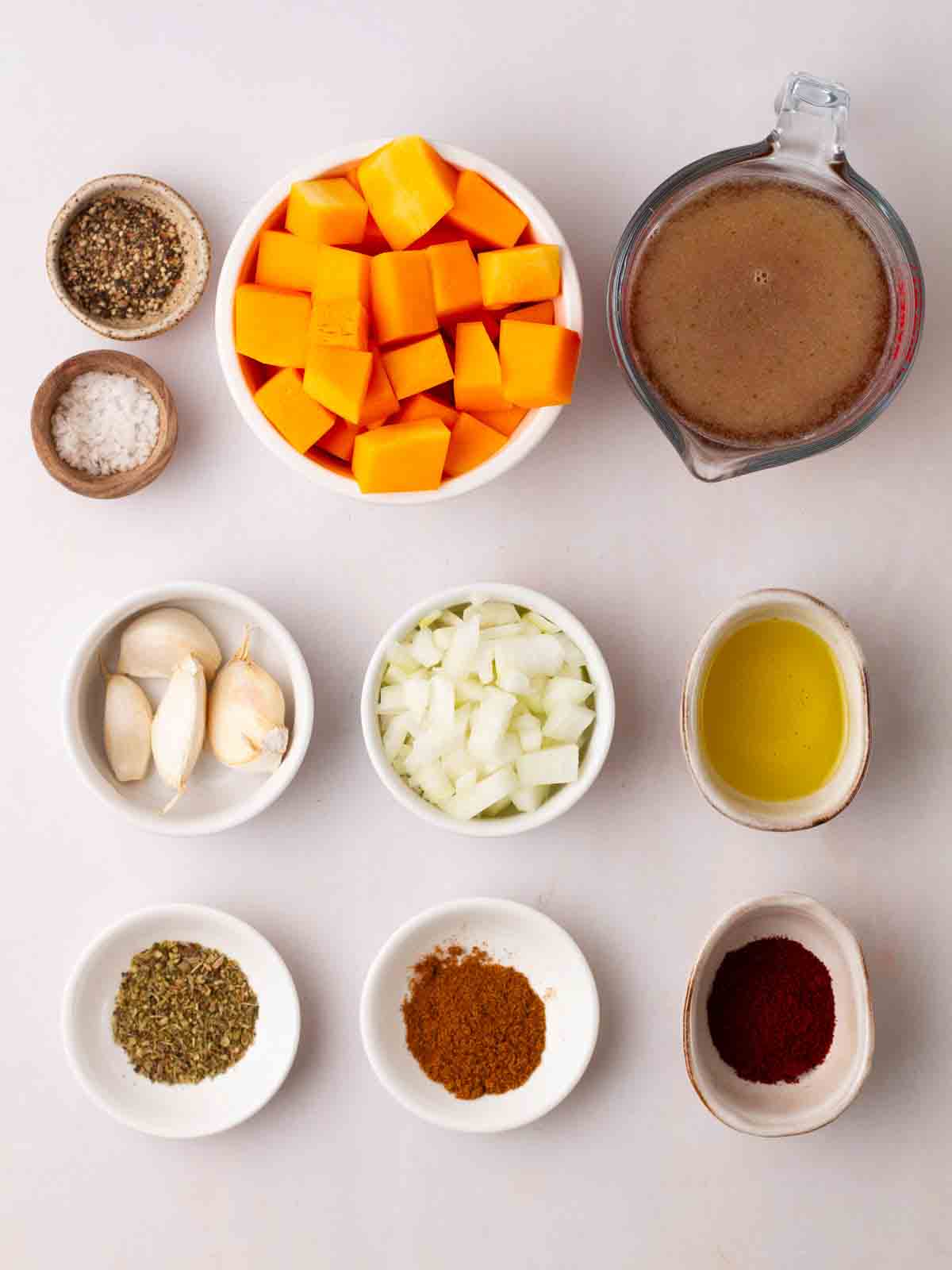 Ingredients to make easy butternut squash soup