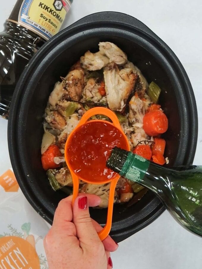 How to make slow cooker make ahead gravy, step 2.