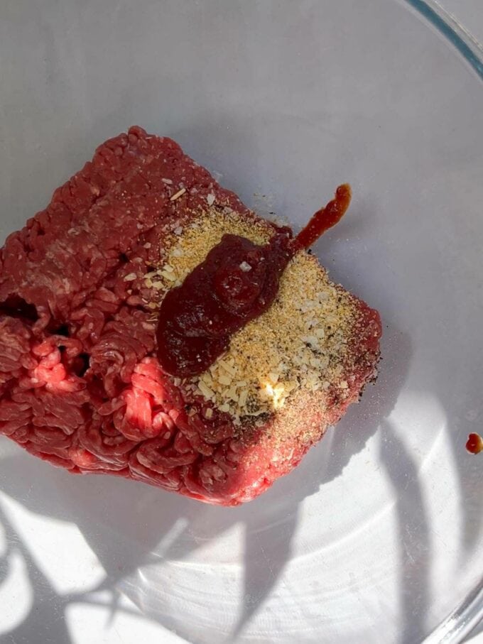 Mince and sauce mixture in a bowl.