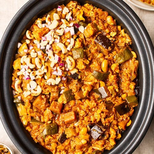 Easy slow cooker vegan and vegetarian curry recipe