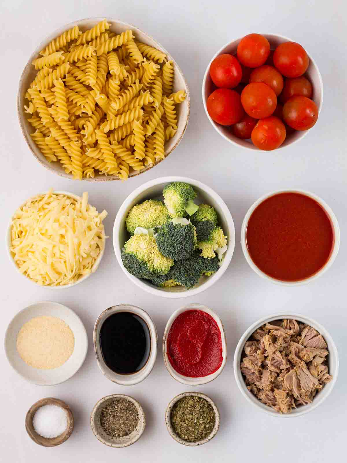 The ingredients for a tuna pasta bake recipe.